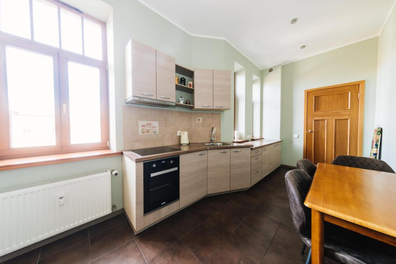 Kronu Nami Appartement Liepāja Buitenkant foto